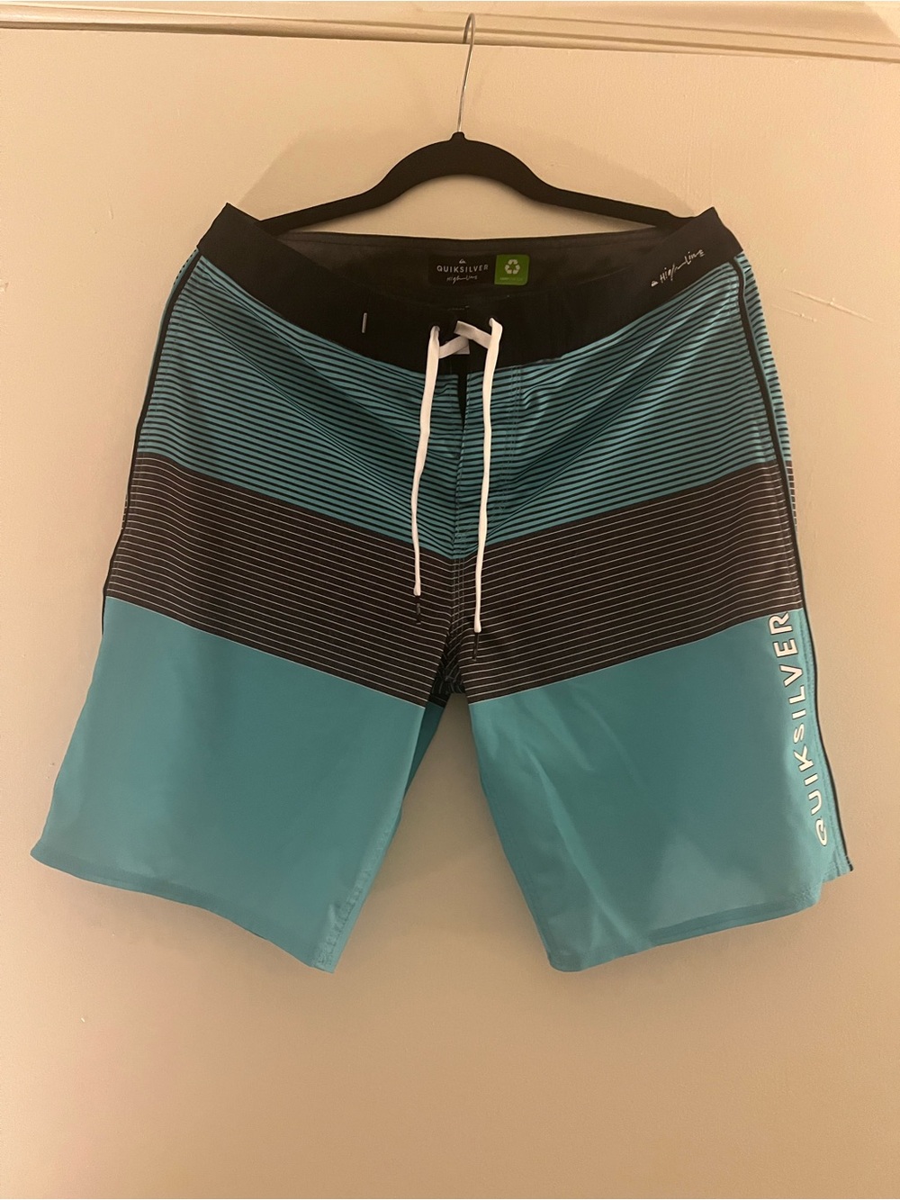 Quiksilver Men's Teal and Black Striped Boardshorts